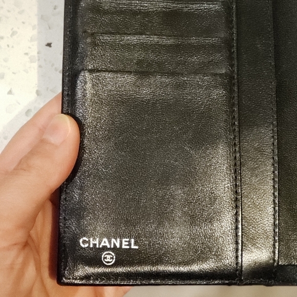 **SOLD**100% Authentic Chanel ClassicLambskin Flap - Picture 15 of 17